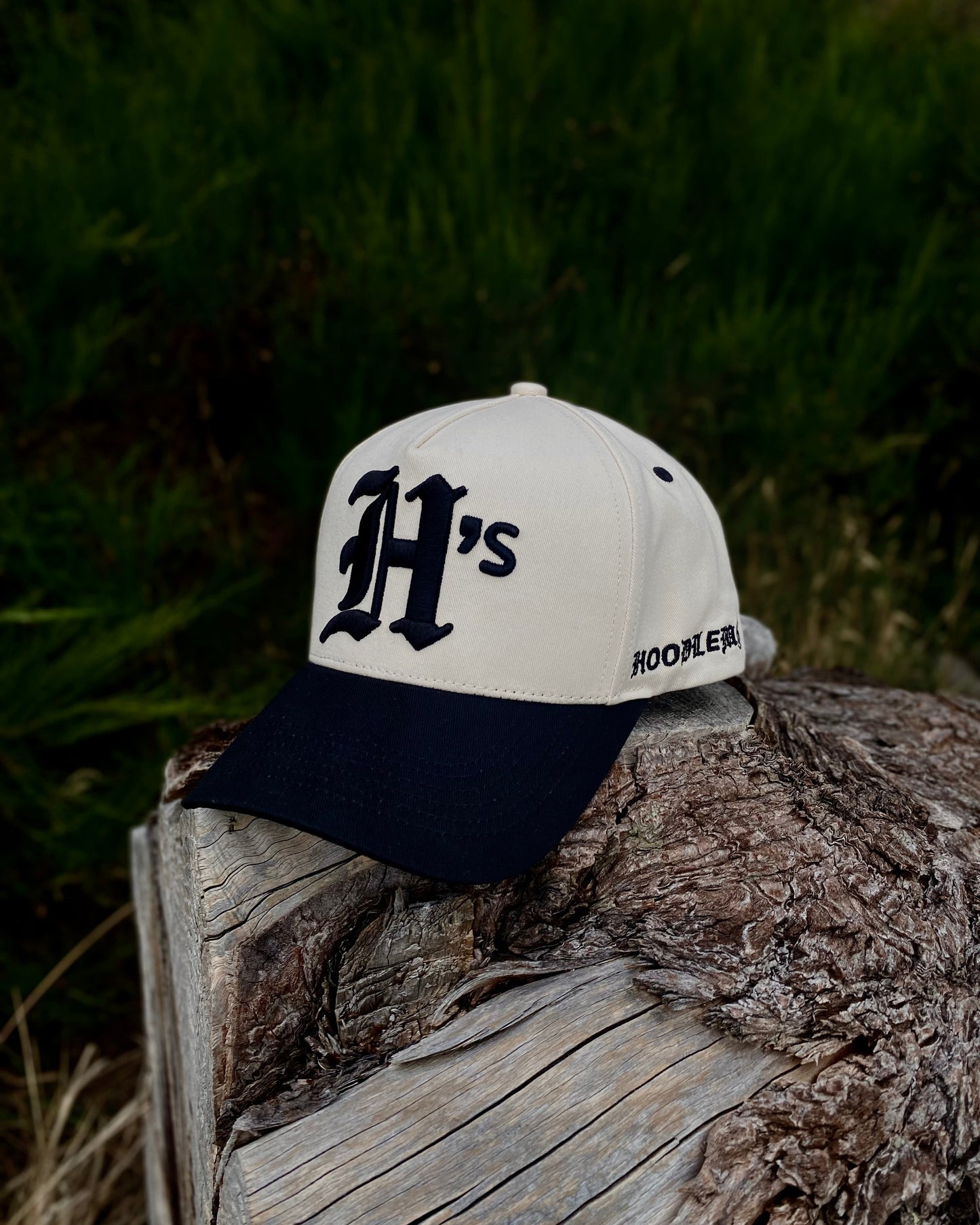 H's "FRAMED" Caps - Black/White