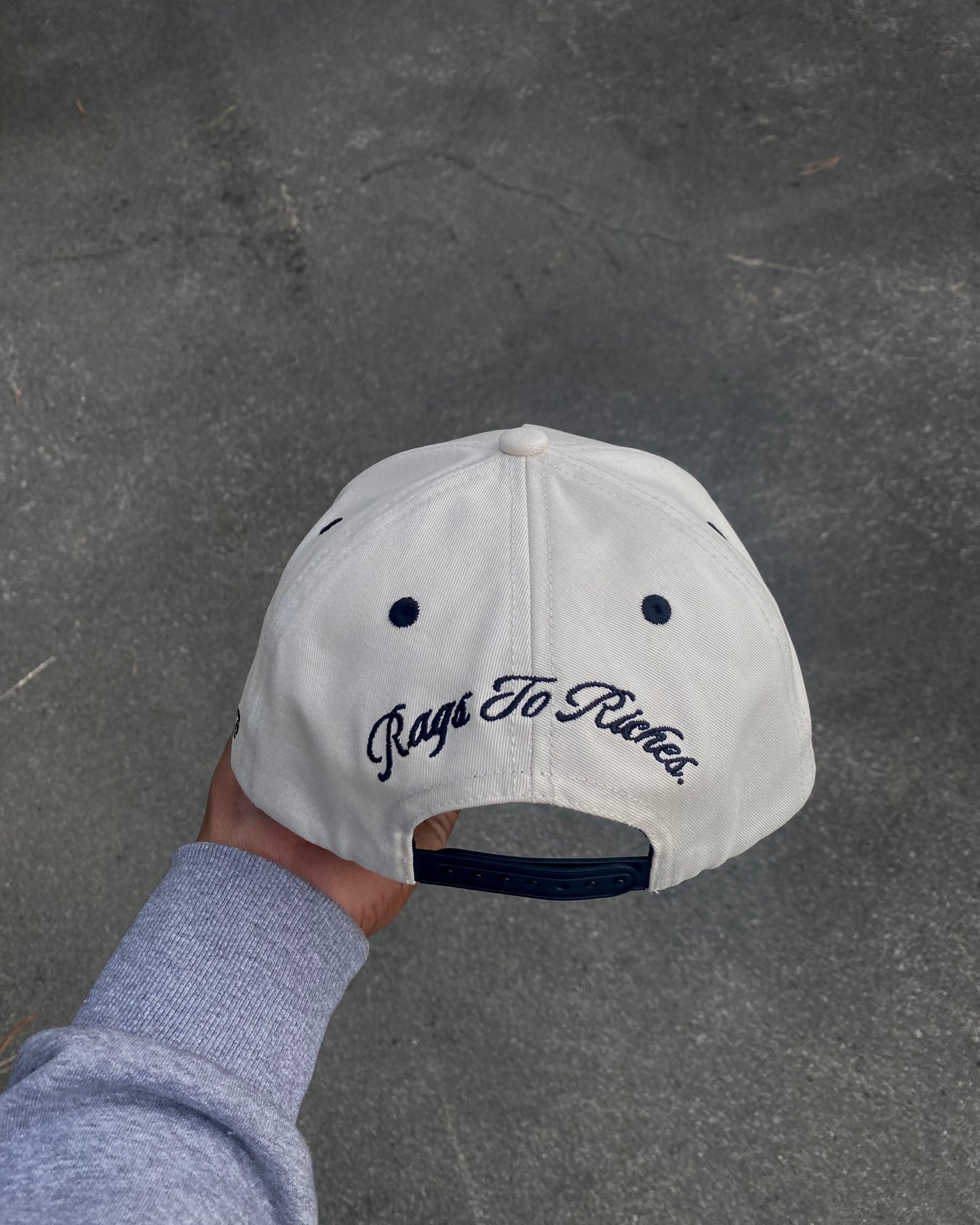 H's "FRAMED" Caps - Black/White